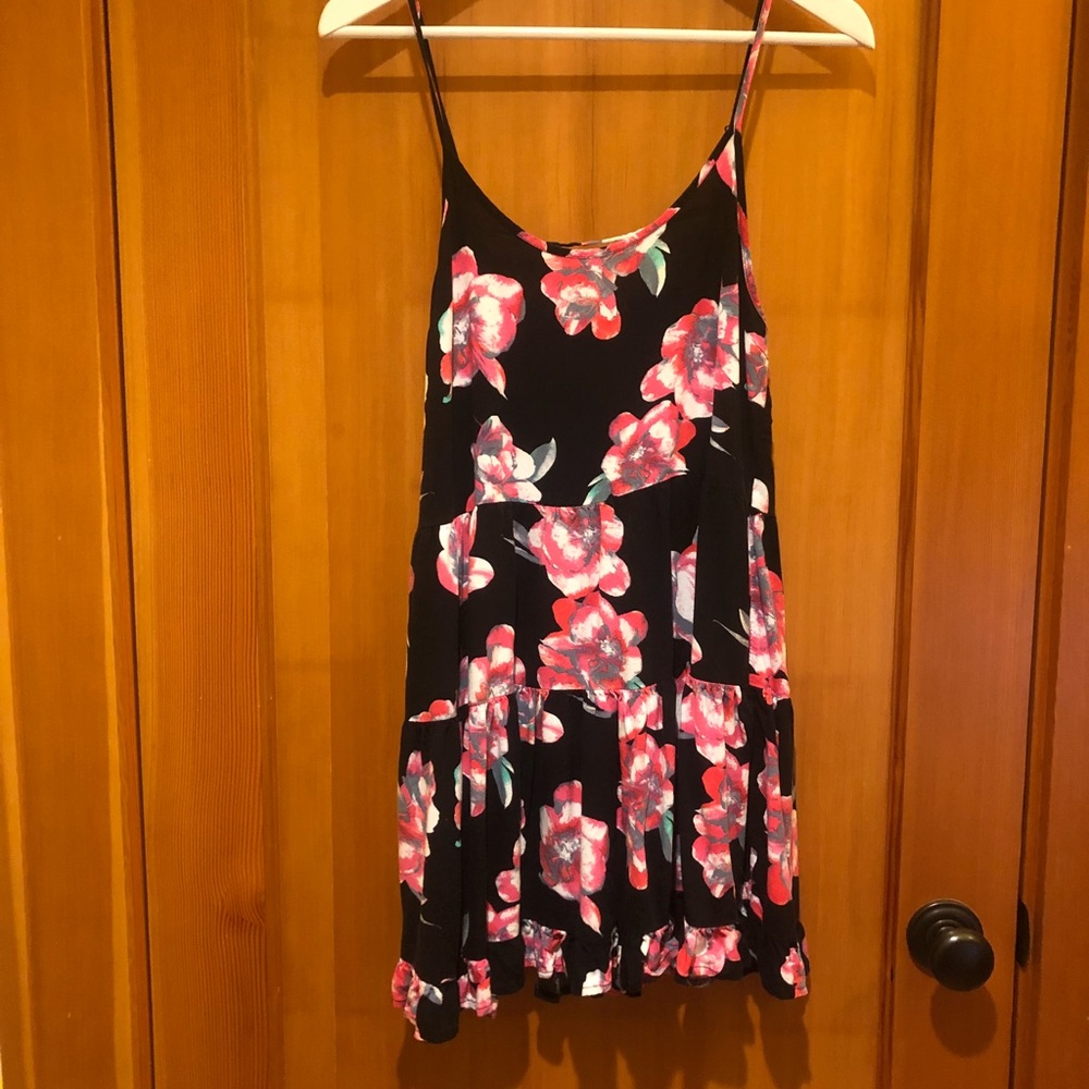 SO | Floral trapeze dress